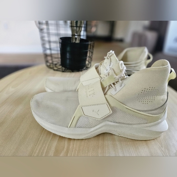 Puma Fenty Women's Cream Hi Trainer Leather Whisper Sneakers Size 9. - Picture 7 of 11